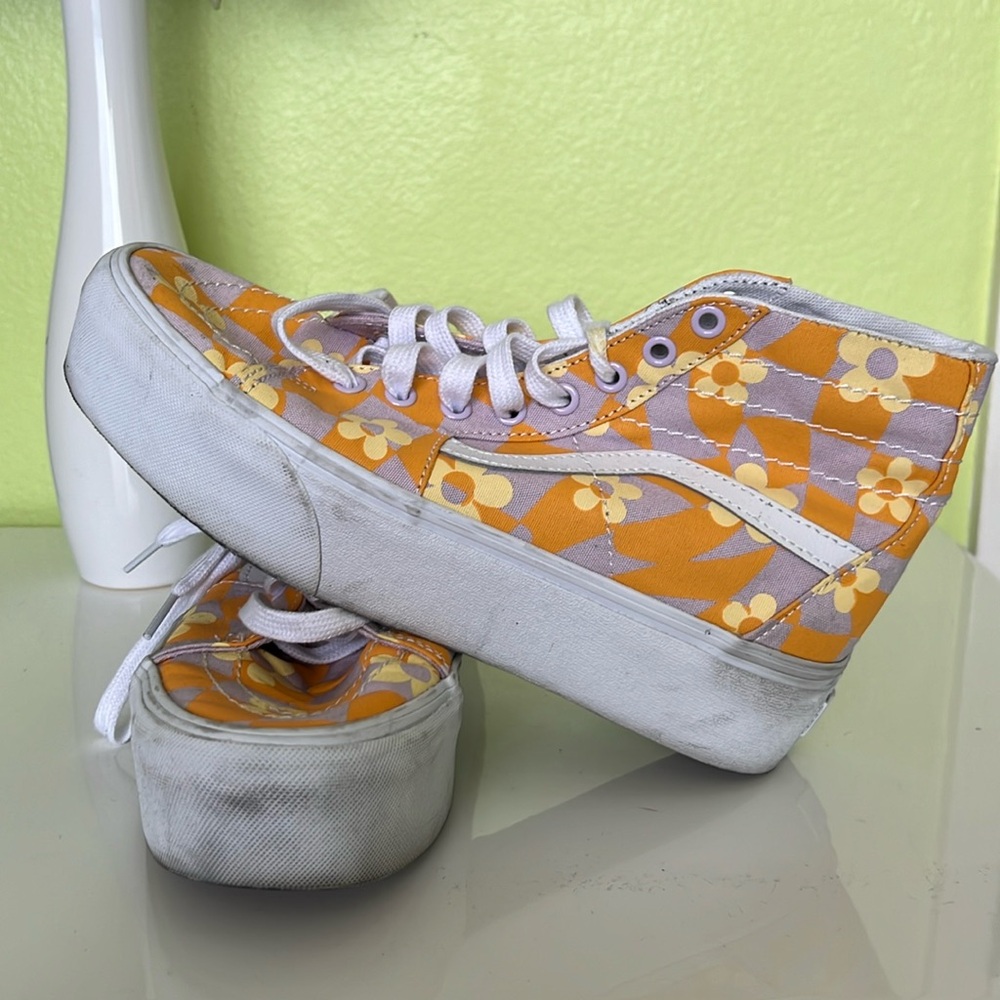 sk8 hi vans groovy floral platforms